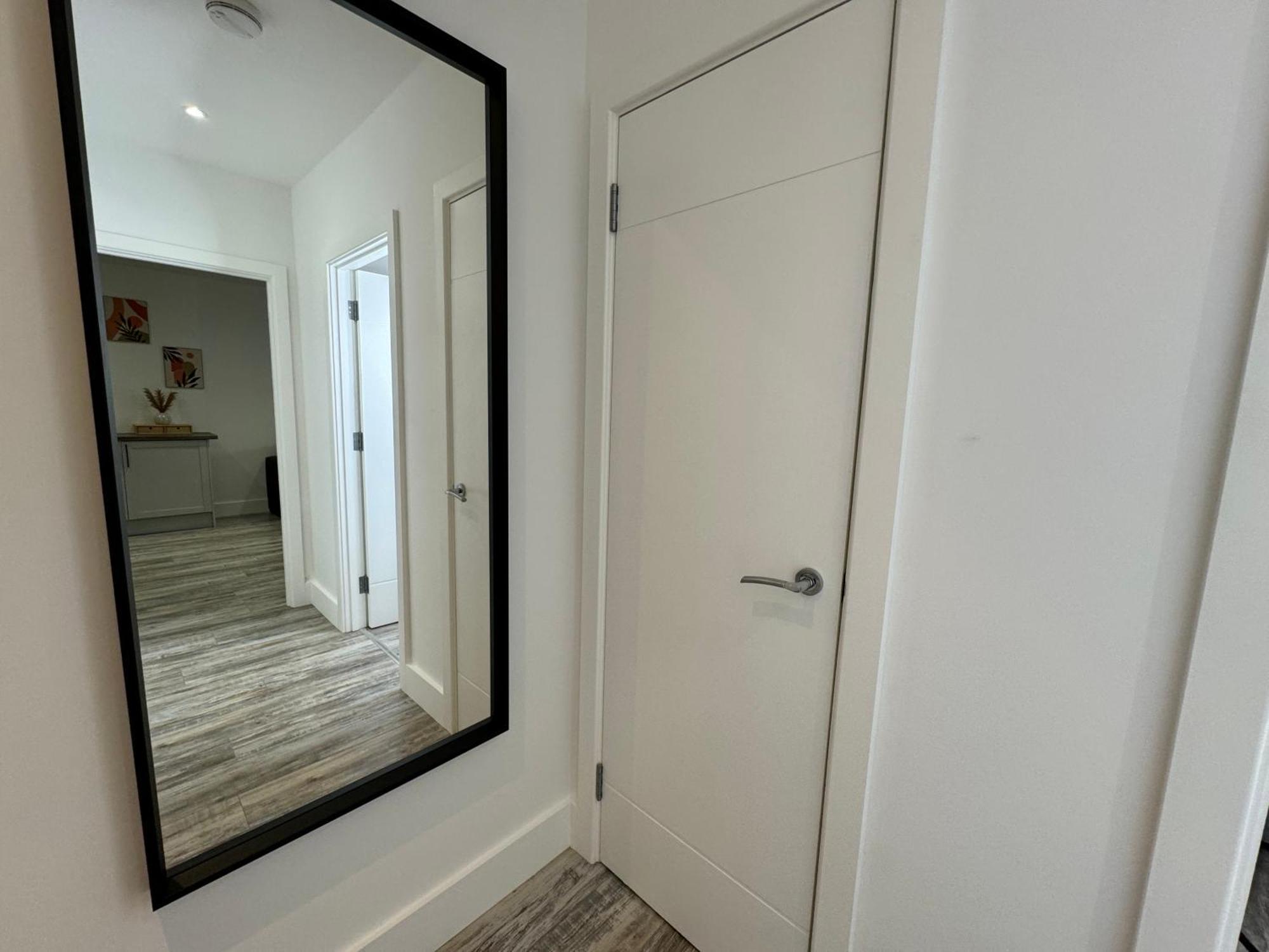Modern One-Bedroom Apartment Swindon Buitenkant foto
