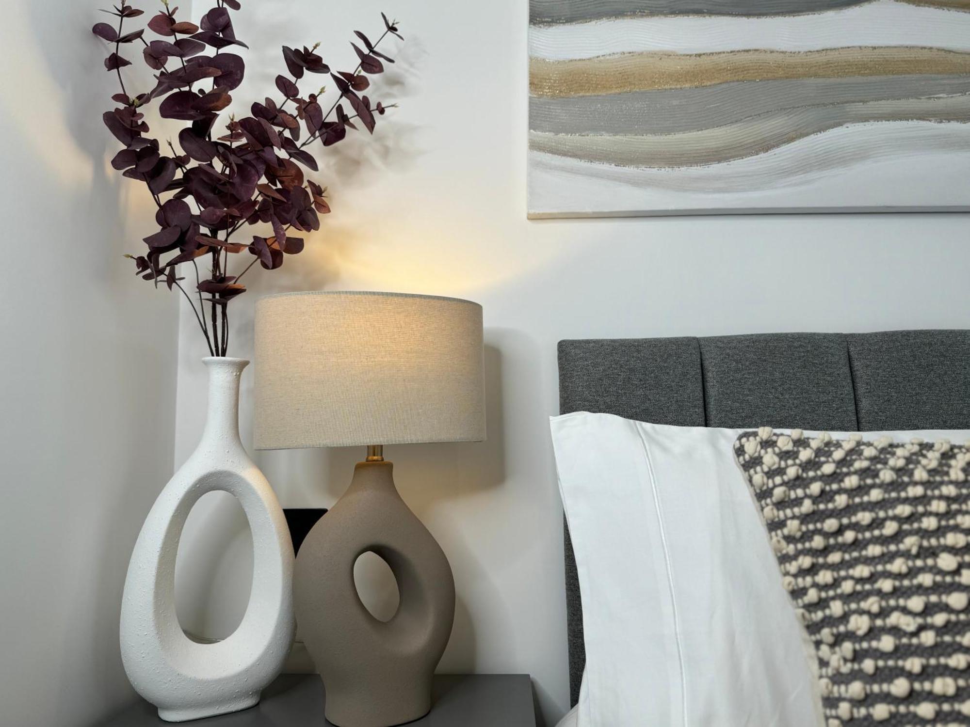 Modern One-Bedroom Apartment Swindon Buitenkant foto